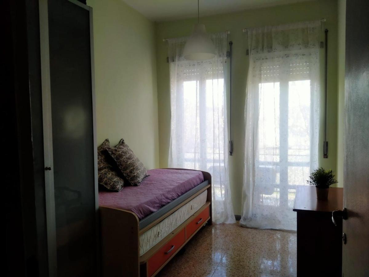 Happy House Mare Di Roma Villa Lido di Ostia Exterior foto