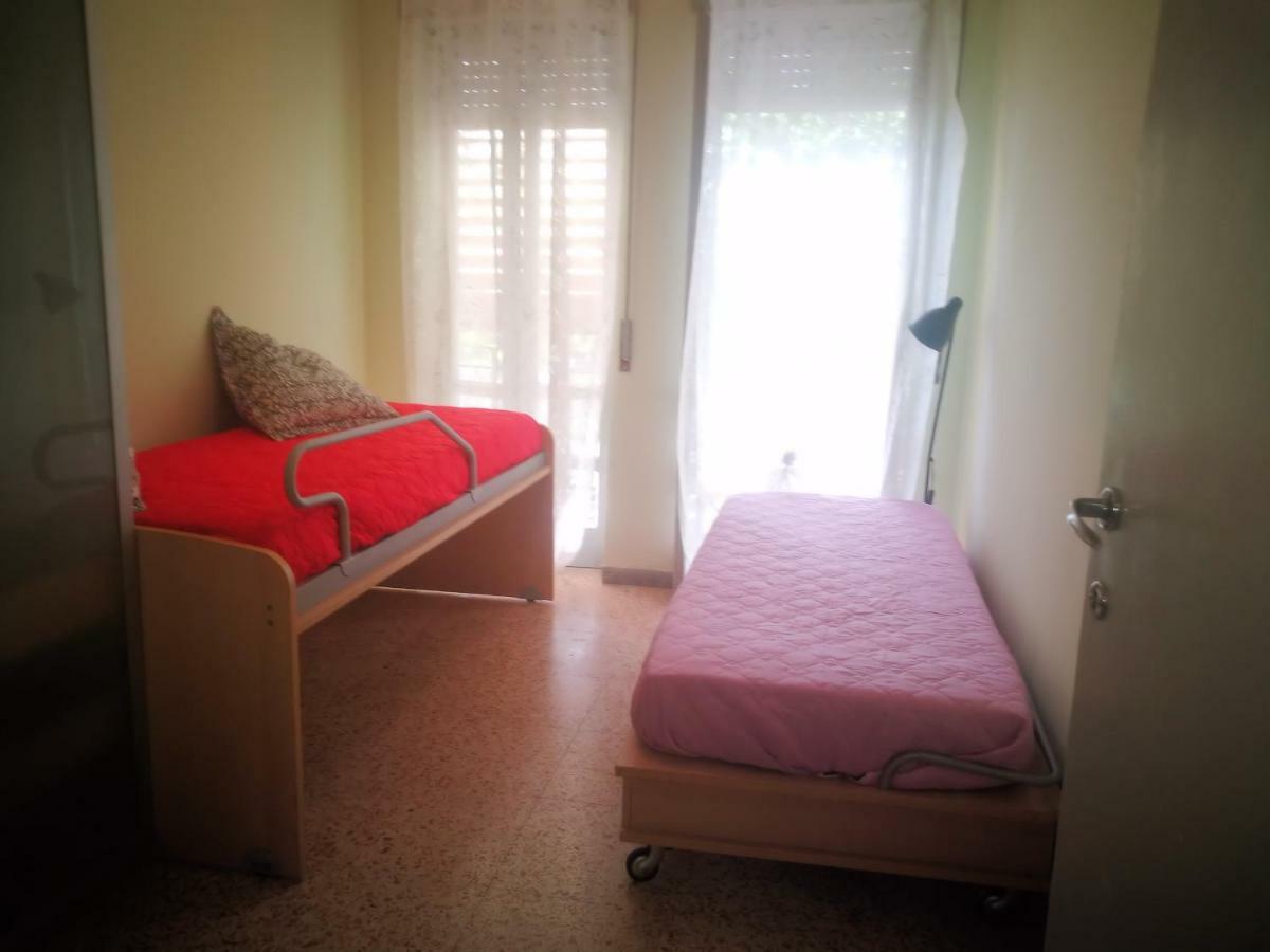 Happy House Mare Di Roma Villa Lido di Ostia Exterior foto