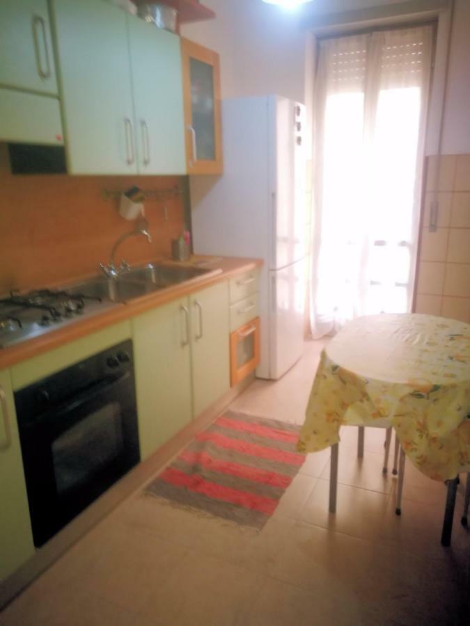 Happy House Mare Di Roma Villa Lido di Ostia Exterior foto